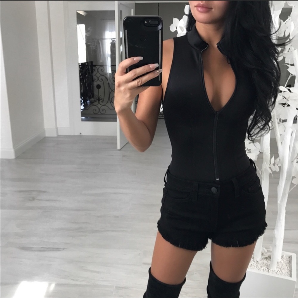 CARPE Black Zipper Bodysuit